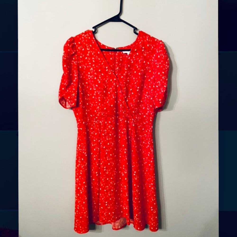 NWOT Floral short sleeve dress